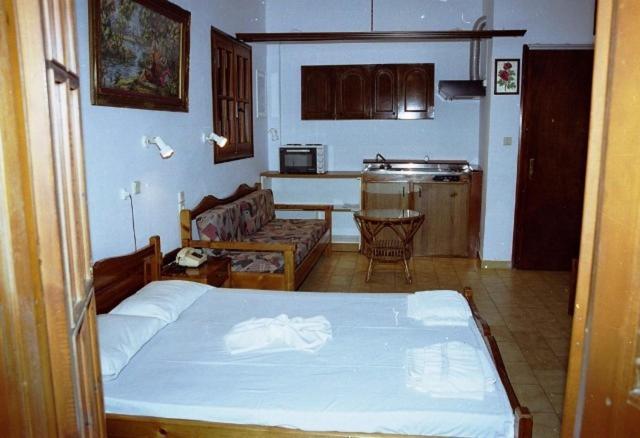 Elena Beach Khania Rom bilde